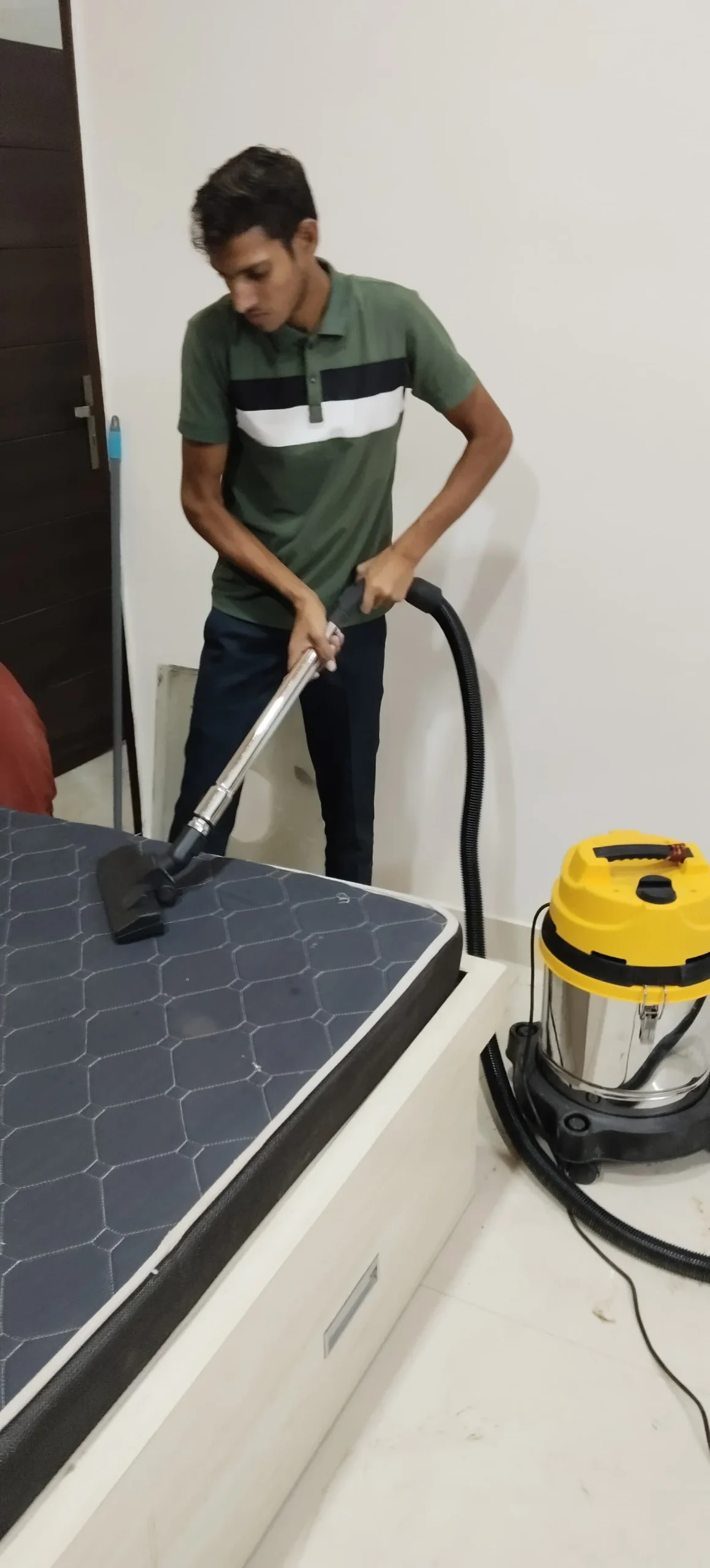 Bedroom Deep Cleaning